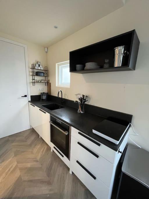 Renovated & Private Tinyhouse Short